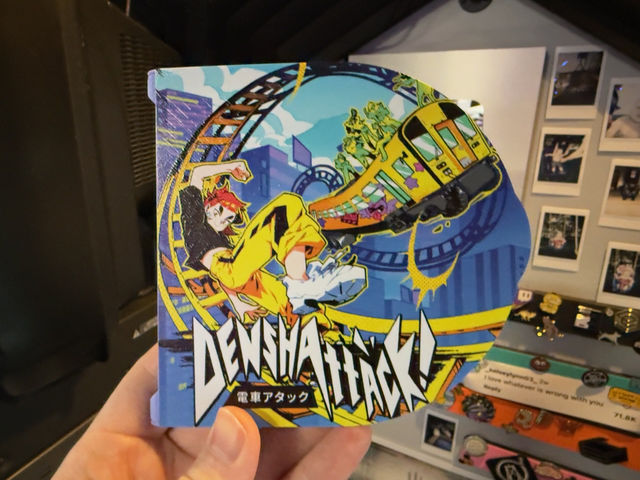 Custom disc case in hand